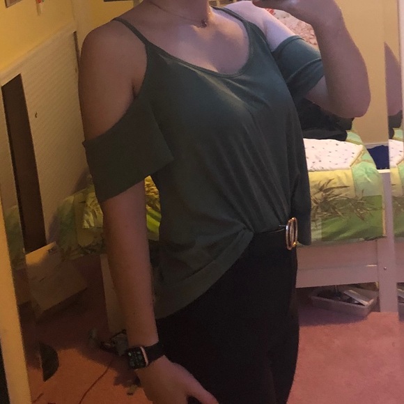 Open shoulder dark green shirt - Picture 2 of 4